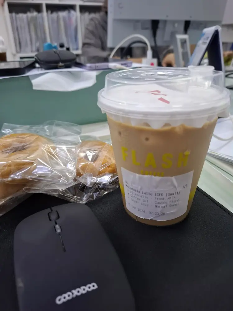 Flash Coffee - Plaza Blok M 8