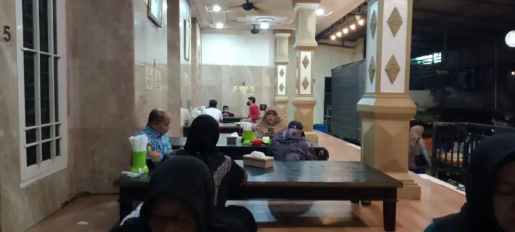 Warung Ikan Bakar Haji Ijay 5