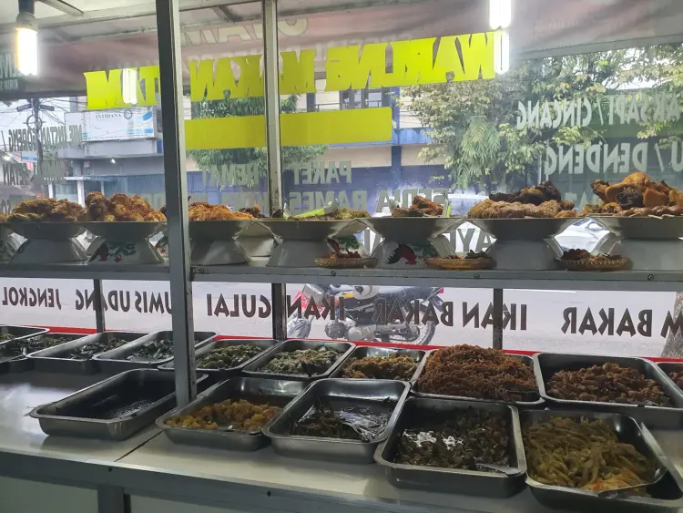 Warung Makan Utami 10
