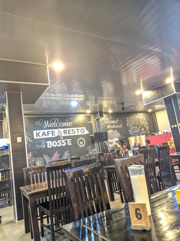 Kafe dan resto boss'e 9