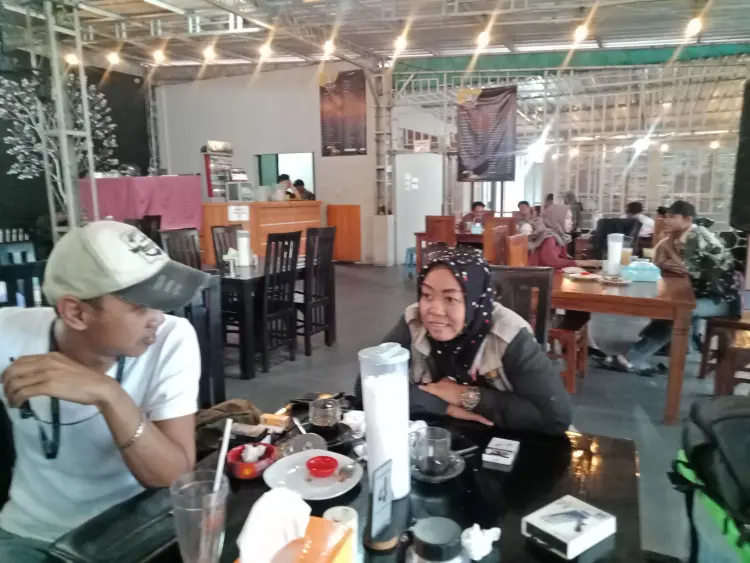Kafe dan resto boss'e 10