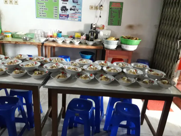 SOTO AYAM JAWA RONGGOLAWE 3