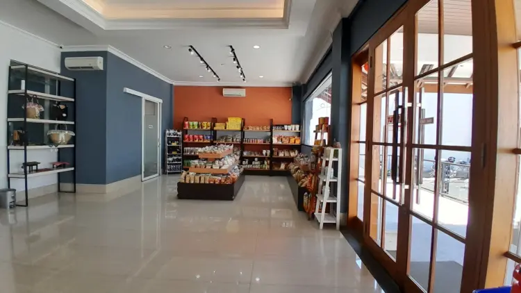 Bakpia Juwara Satoe - Jalan KH Ahmad Dahlan 7