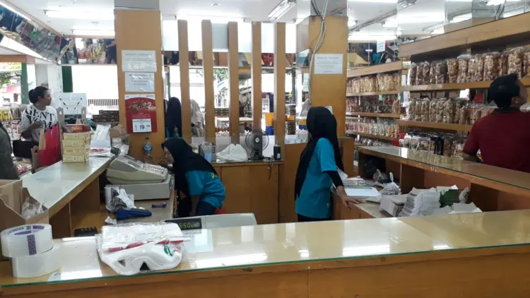 Bakpia Juwara Satoe - Jalan KH Ahmad Dahlan 5