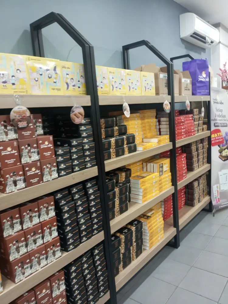 Bakpia Juwara Satoe - Jalan KH Ahmad Dahlan 8