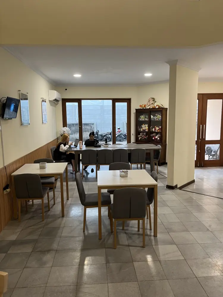 Kayla Bakery - Cake & Coffee | Villa Kedoya 2