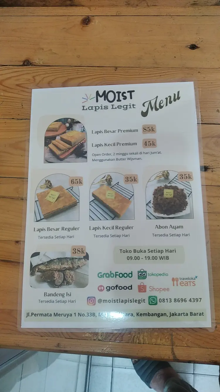 Moist Lapis Legit 2