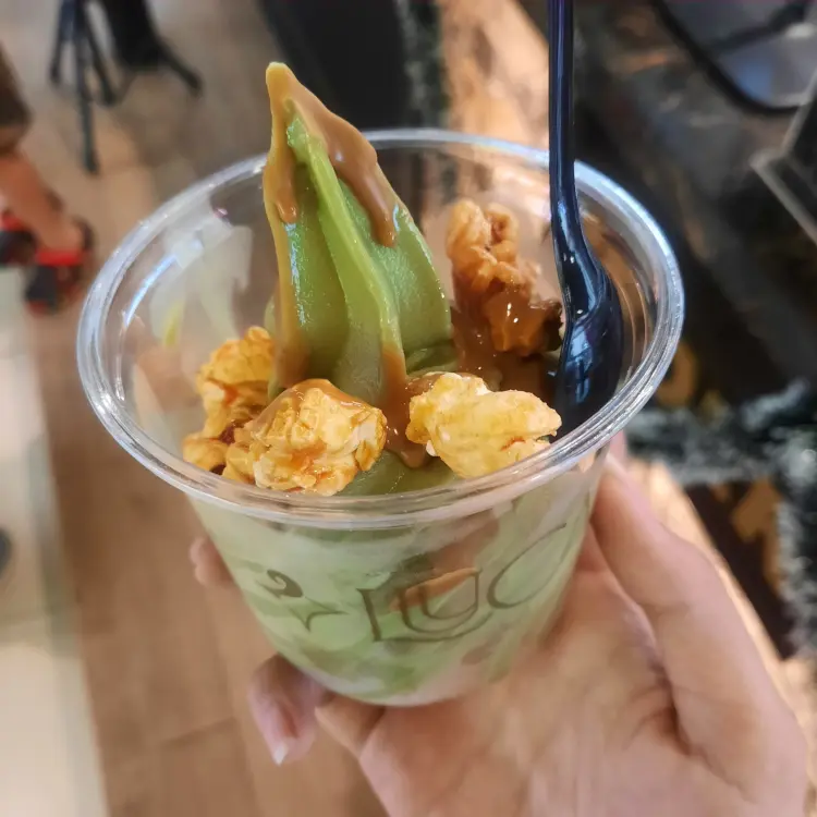 Luuca Uptown Mall BSB City Semarang 4