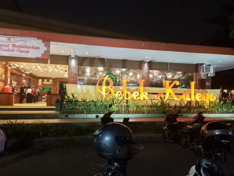 Bebek Kaleyo Grand Wisata 4