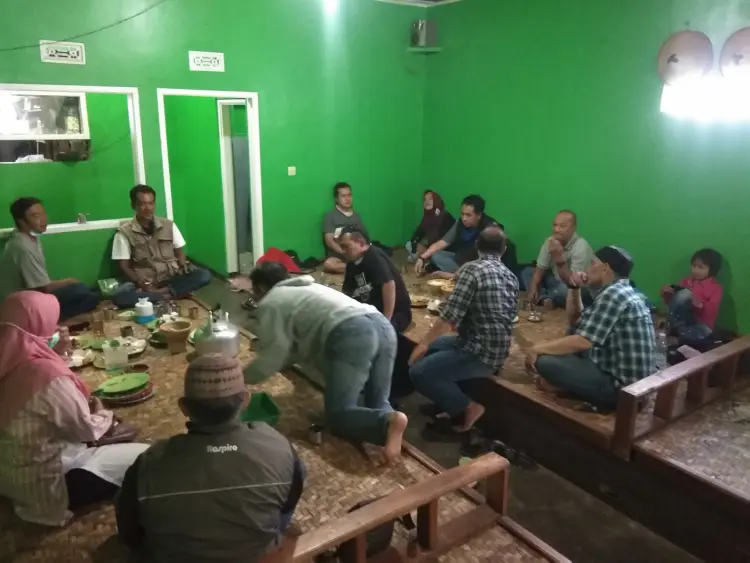 Warung Ceu Een 9