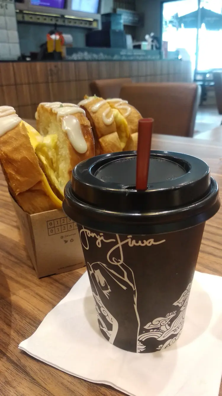 Janji Jiwa X Mall Kelapa Gading 3 5