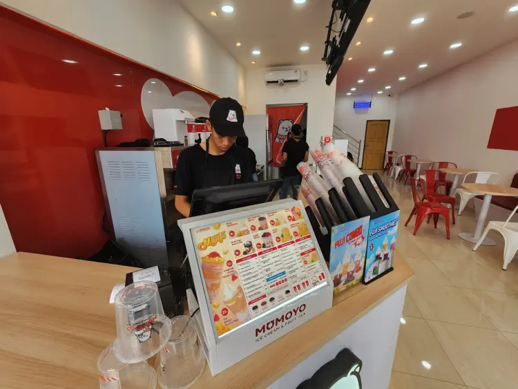 Momoyo Ice Cream & Fruit Tea - Gurah 4