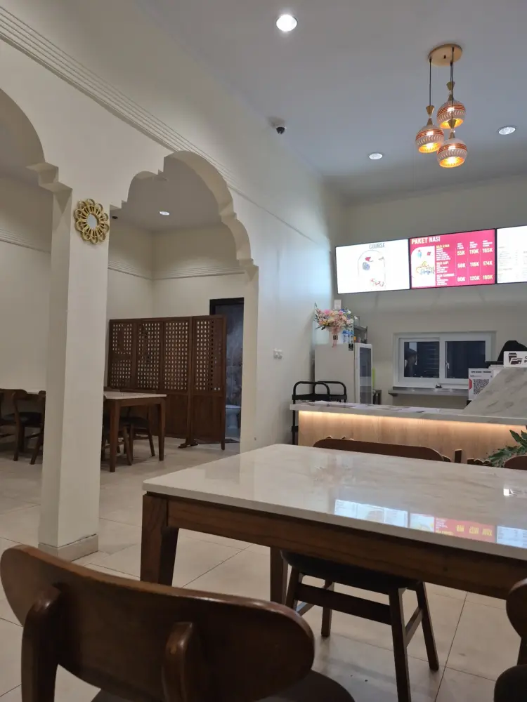 King Salman Arabic and Indian Food 3