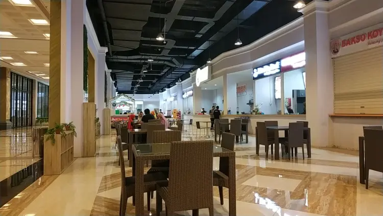 Semar Foodcourt - Sleman City Hall 6