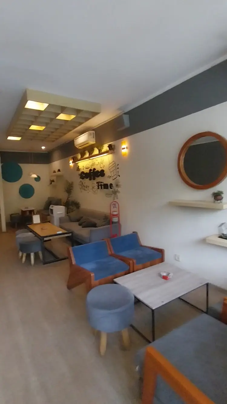 Hierarki Coffee Bintaro 7