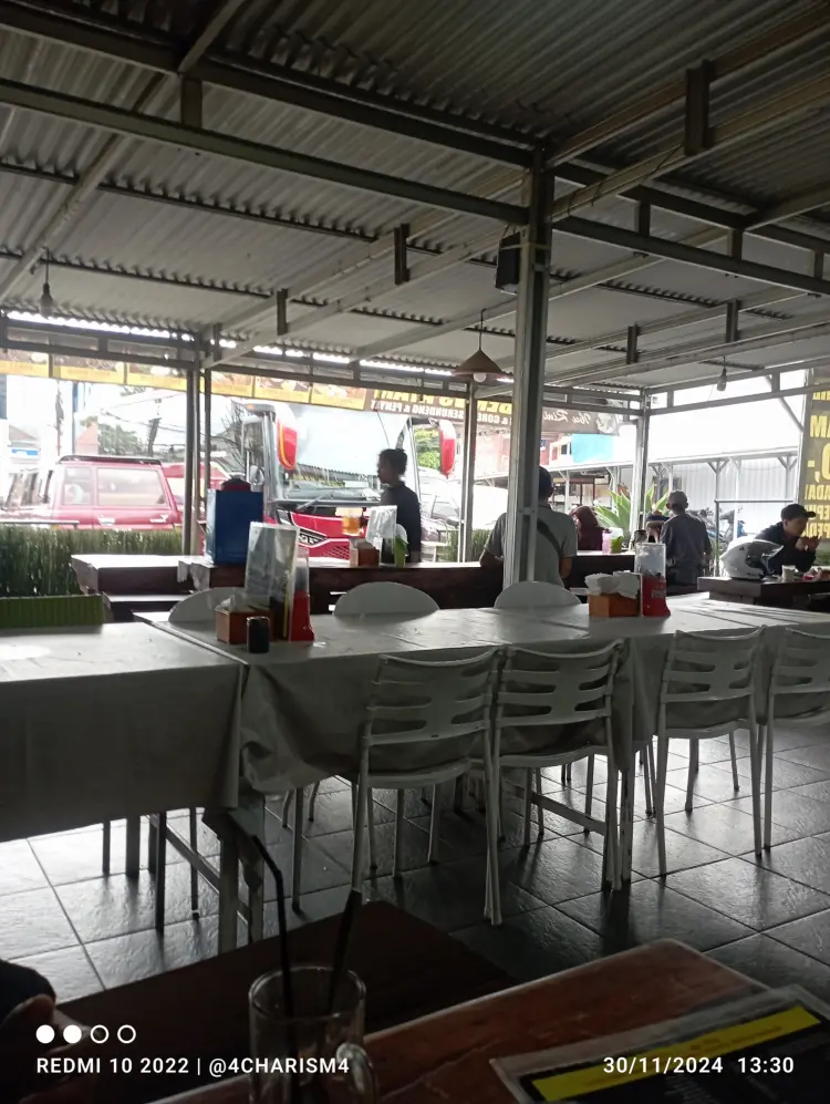 Bebek vs Ayam Ibu Rini 6