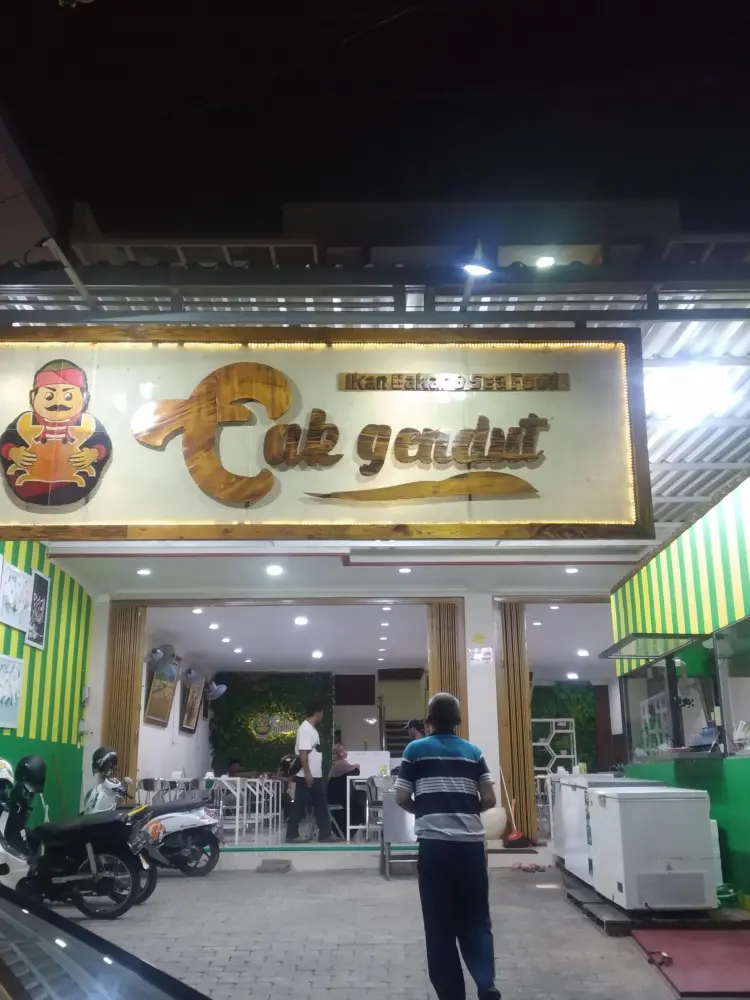 Seafood & Ikan Bakar Cak Gendut 1