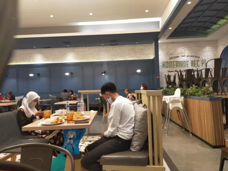 Solaria - Trans Studio Mall Makassar 9