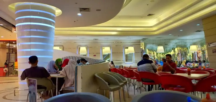 Solaria - Trans Studio Mall Makassar 10