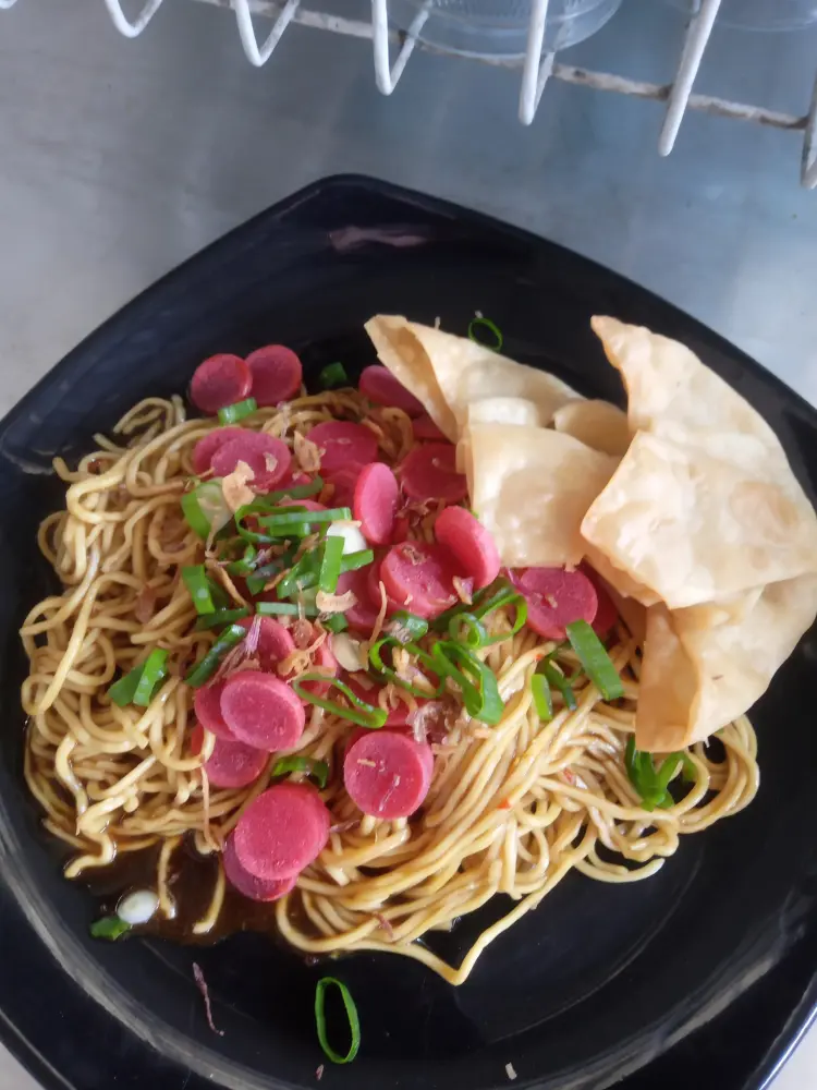 KEDAI MIE PEDAS 5