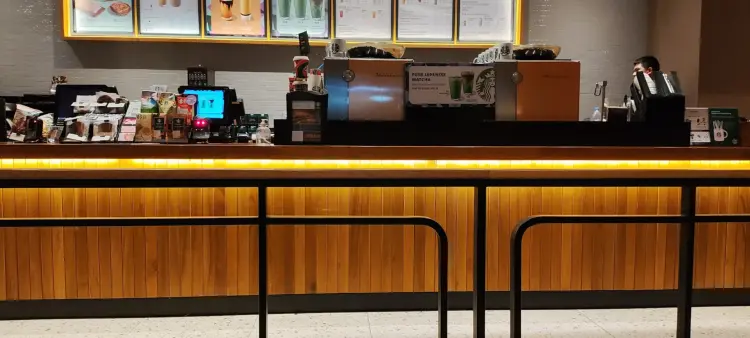 Starbucks Juanda Hotel Sriwijaya 5