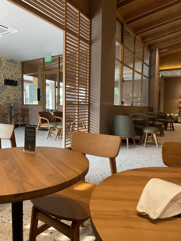 Starbucks Juanda Hotel Sriwijaya 4