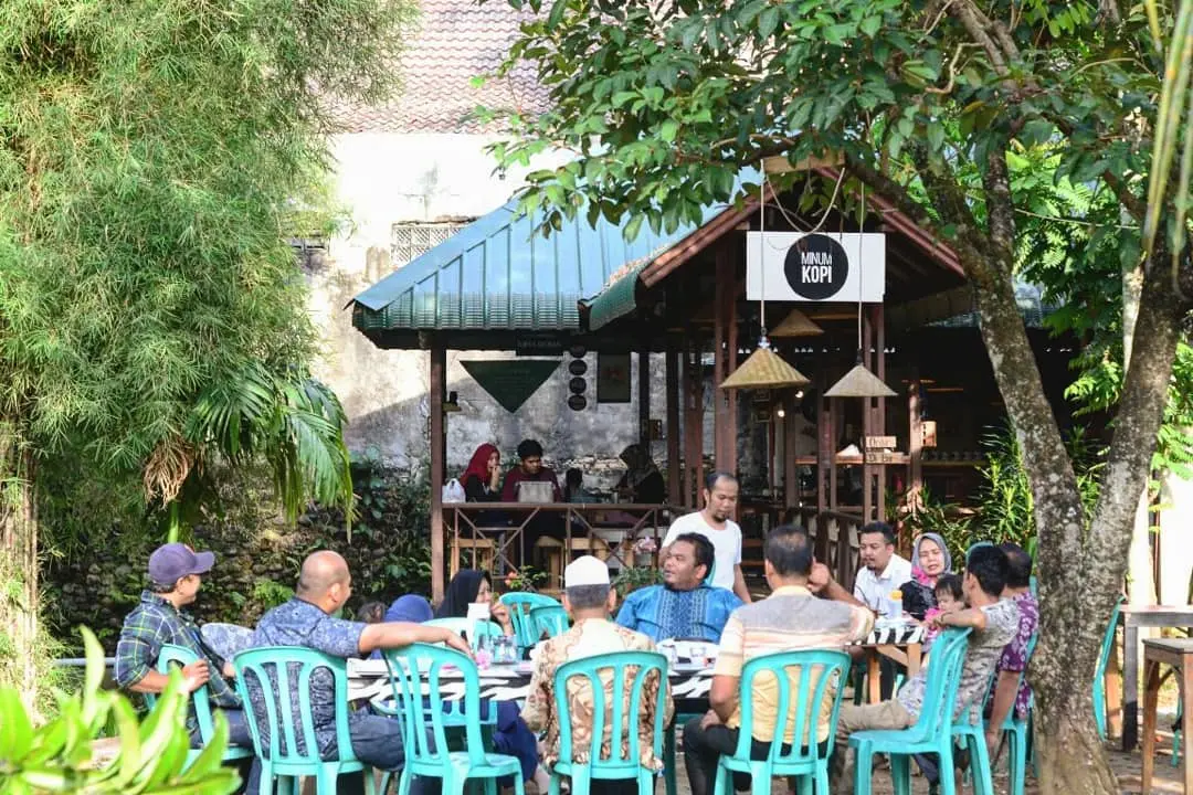 棉兰咖啡脑袋请进!这家水上木屋,我怕你知道了跟我抢座 3