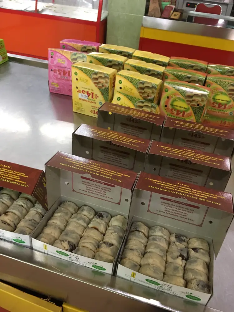 Bakpia Pathok 145 ( IBU SRI ASTUTI ) 6