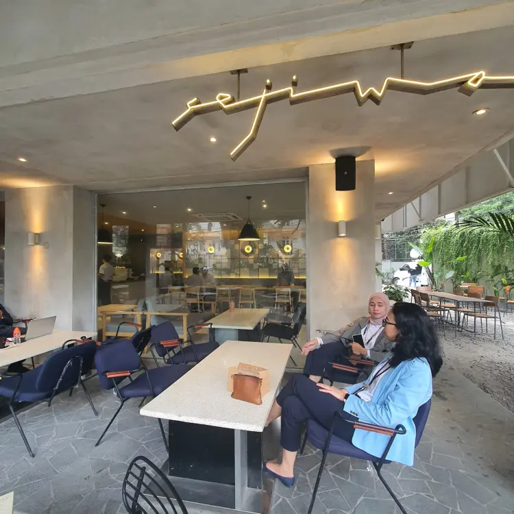 Sejiwa Coffee, Adityawarman 3