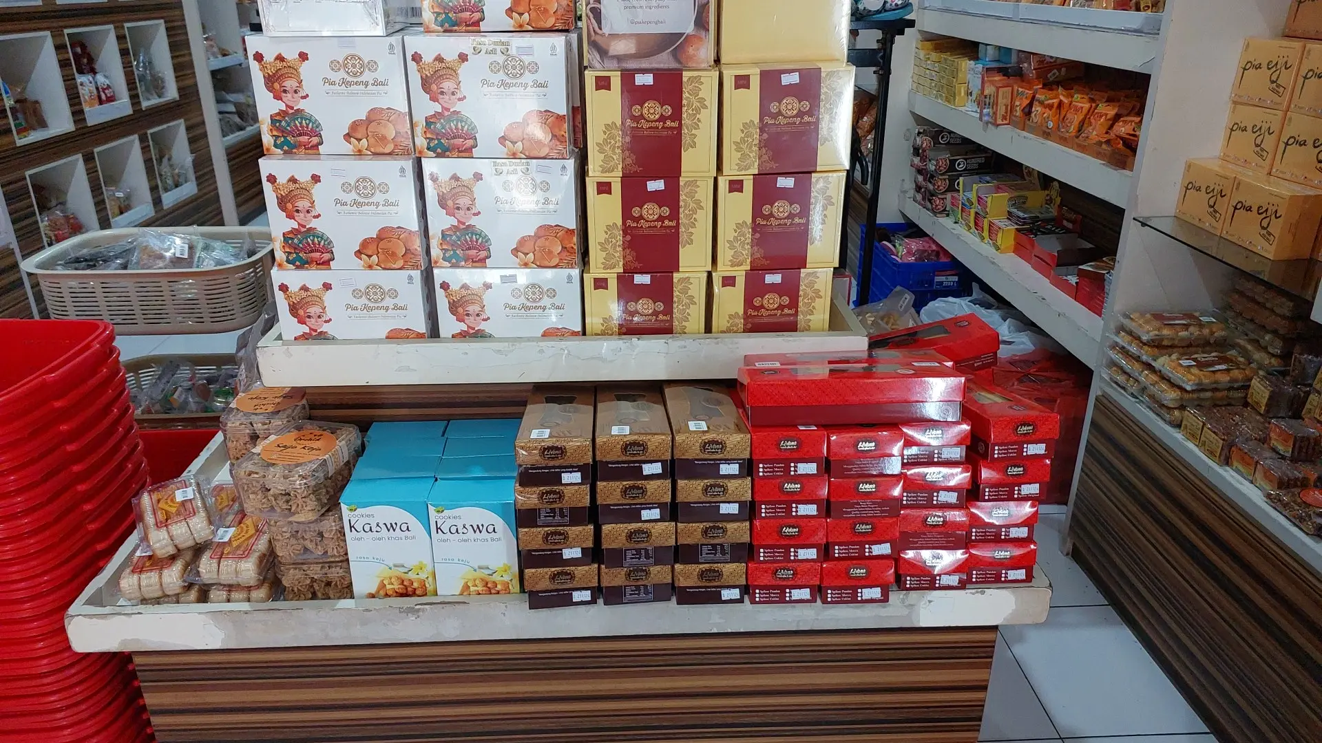 20k per orang, beli zonk? Toko 'sold out' di Bali ini Anjay banget! 4