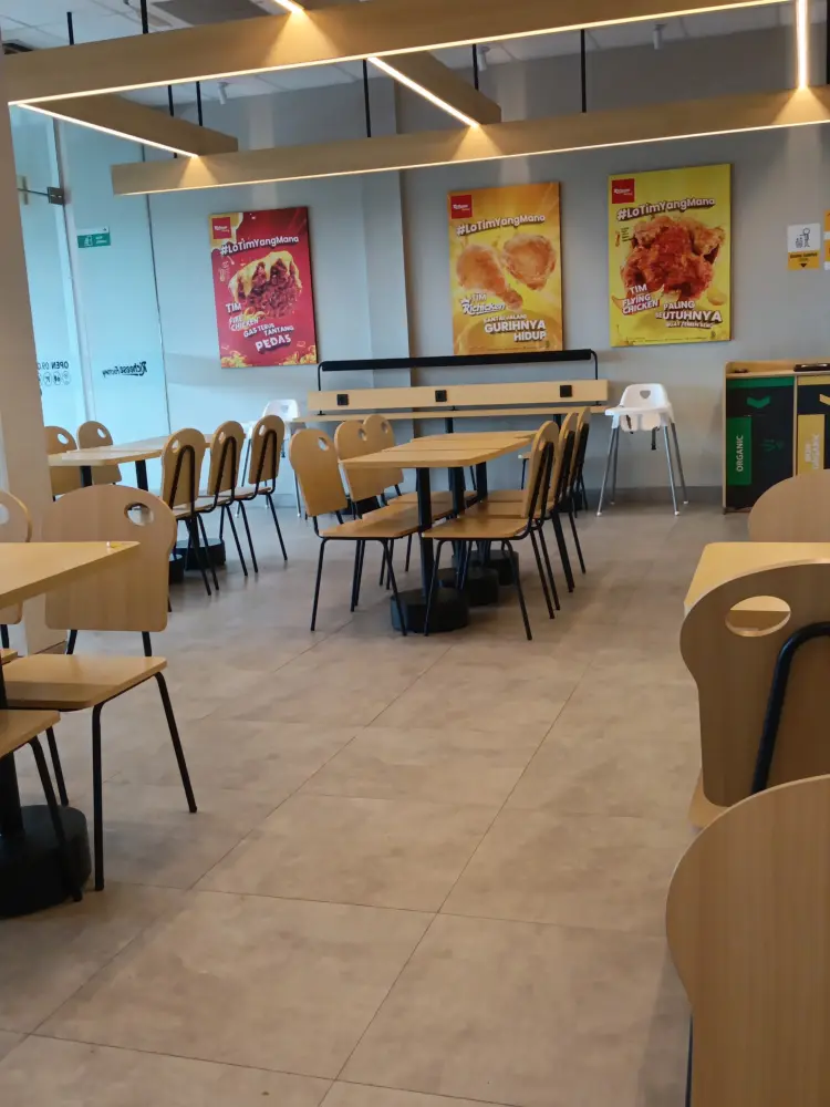 Richeese Factory Pangandaran 4