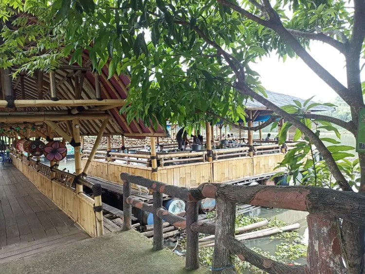 Waroeng Apoeng 99 (Taman Limo) 1