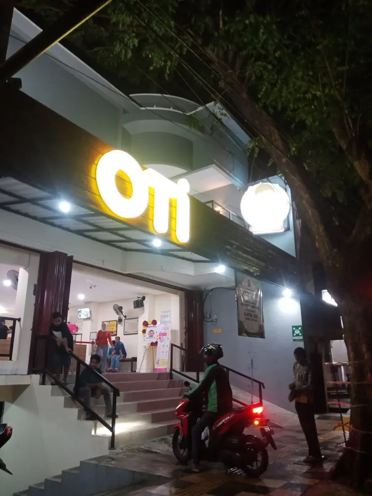 OTI Fried Chicken Sudirman Pati 1