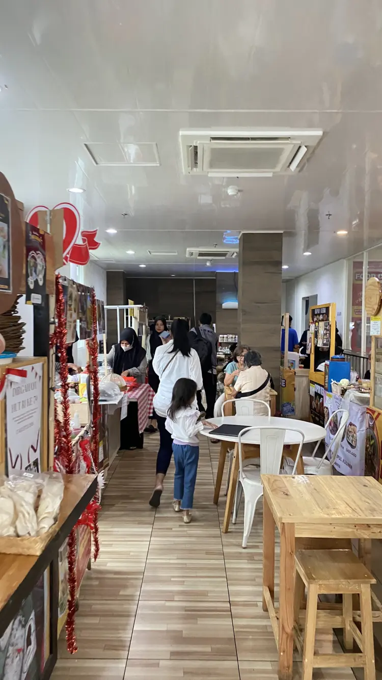 FoodCourt Kumpul Kuliner RS. PMI Bogor 5