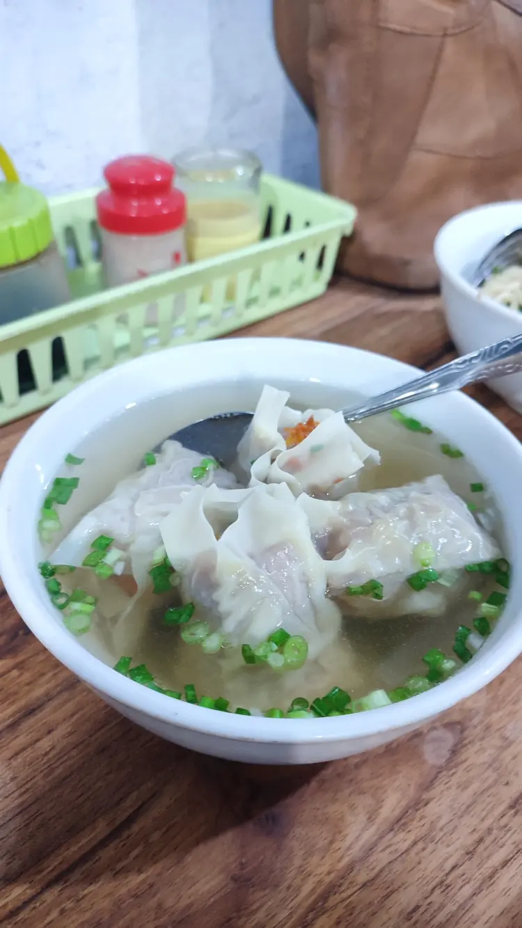 Depot Mini - Pangsit Mie & Bakwan 9