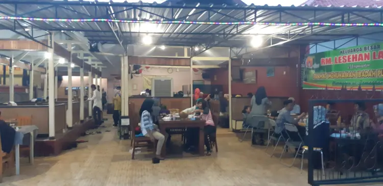 Lesehan Ladina Watampone 7