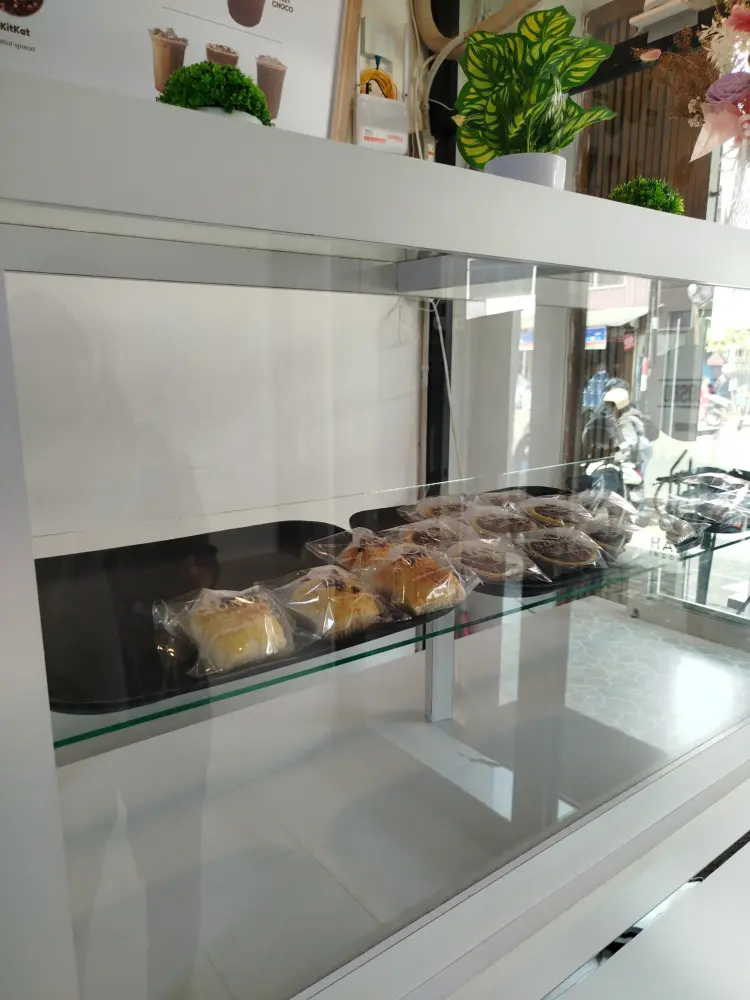 STORE NONONA Donut & Bakery PONDOK (Donat Kentang Nonona) 3