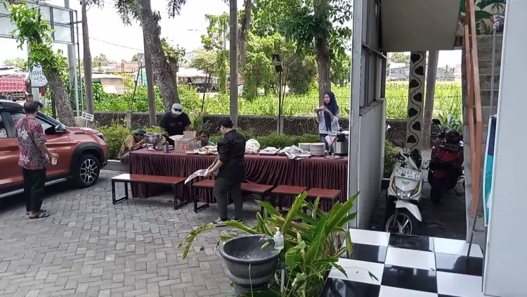 Kedai Kopi Lumajang JLT 4