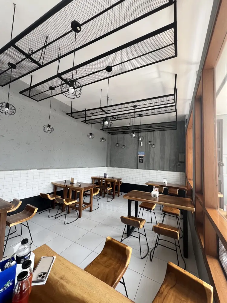 Wingz O Wingz - Jatinangor 1