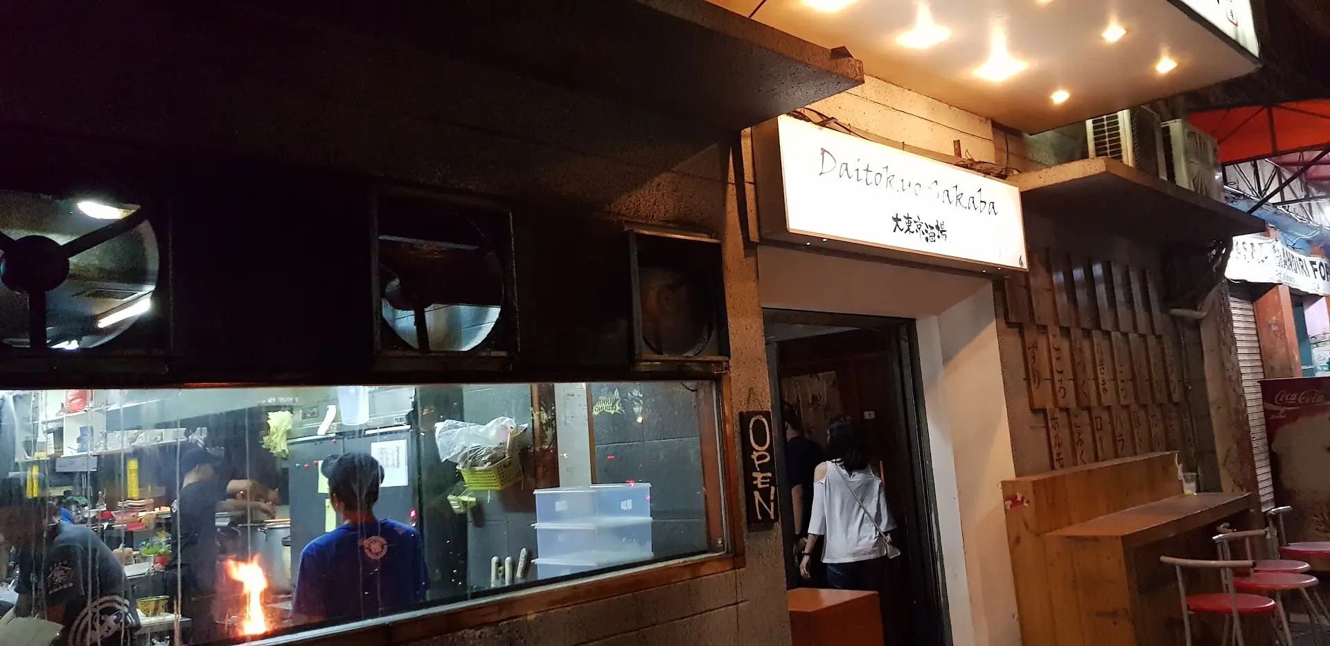 Nasi lidah sapi termantap di Jakarta, ngumpet di 'smoking room' paling ngebul? 3