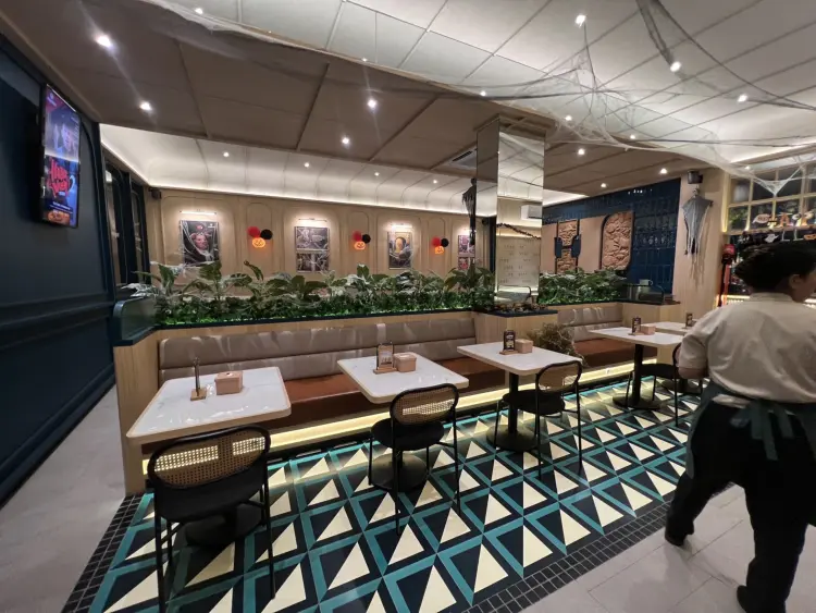 Hoghock, Gading Serpong 9