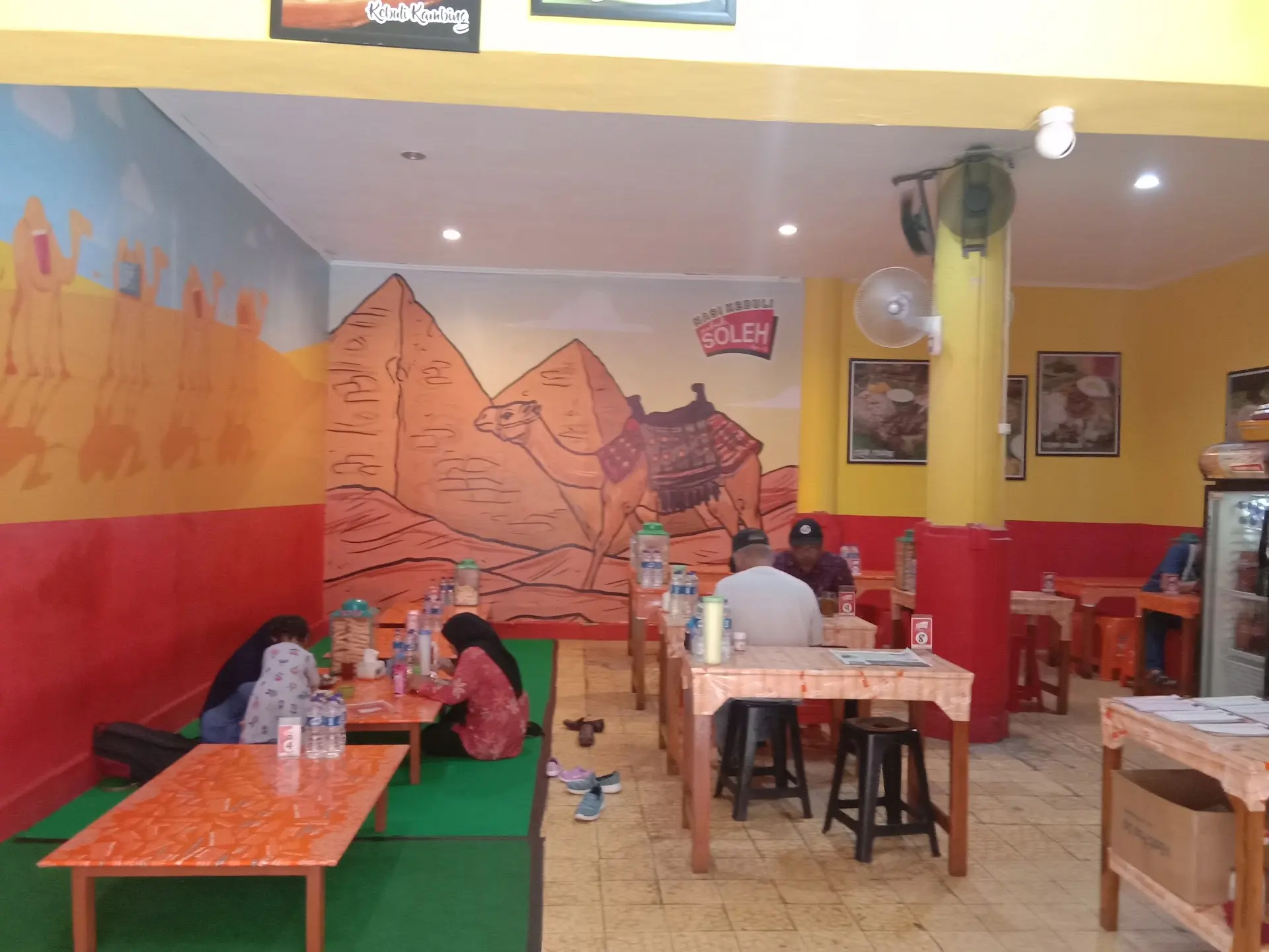 人均不到40k,这家梭罗街边店的阿拉伯饭也太卷了吧? 3