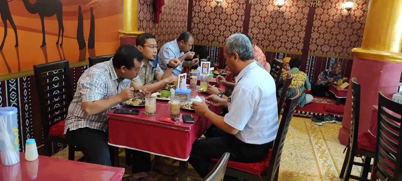 人均不到40k,这家梭罗街边店的阿拉伯饭也太卷了吧? 5