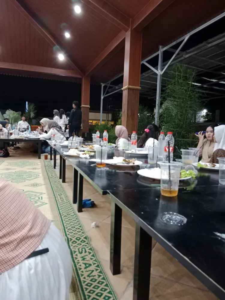 Gravitasi Cafe, Space & Wedding Venue 3