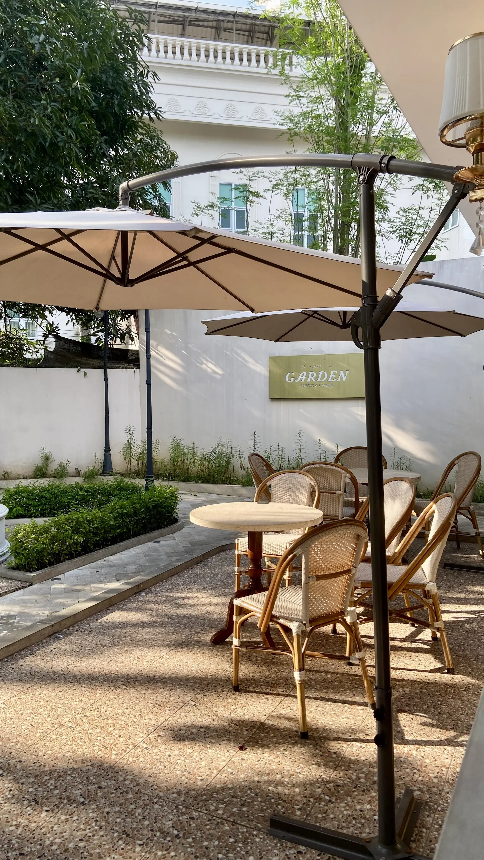 Spot foto paling Anjay di Medan? Tapi apa cantiknya Garden Deli bisa nebus makanan & servisnya yang zonk? 3