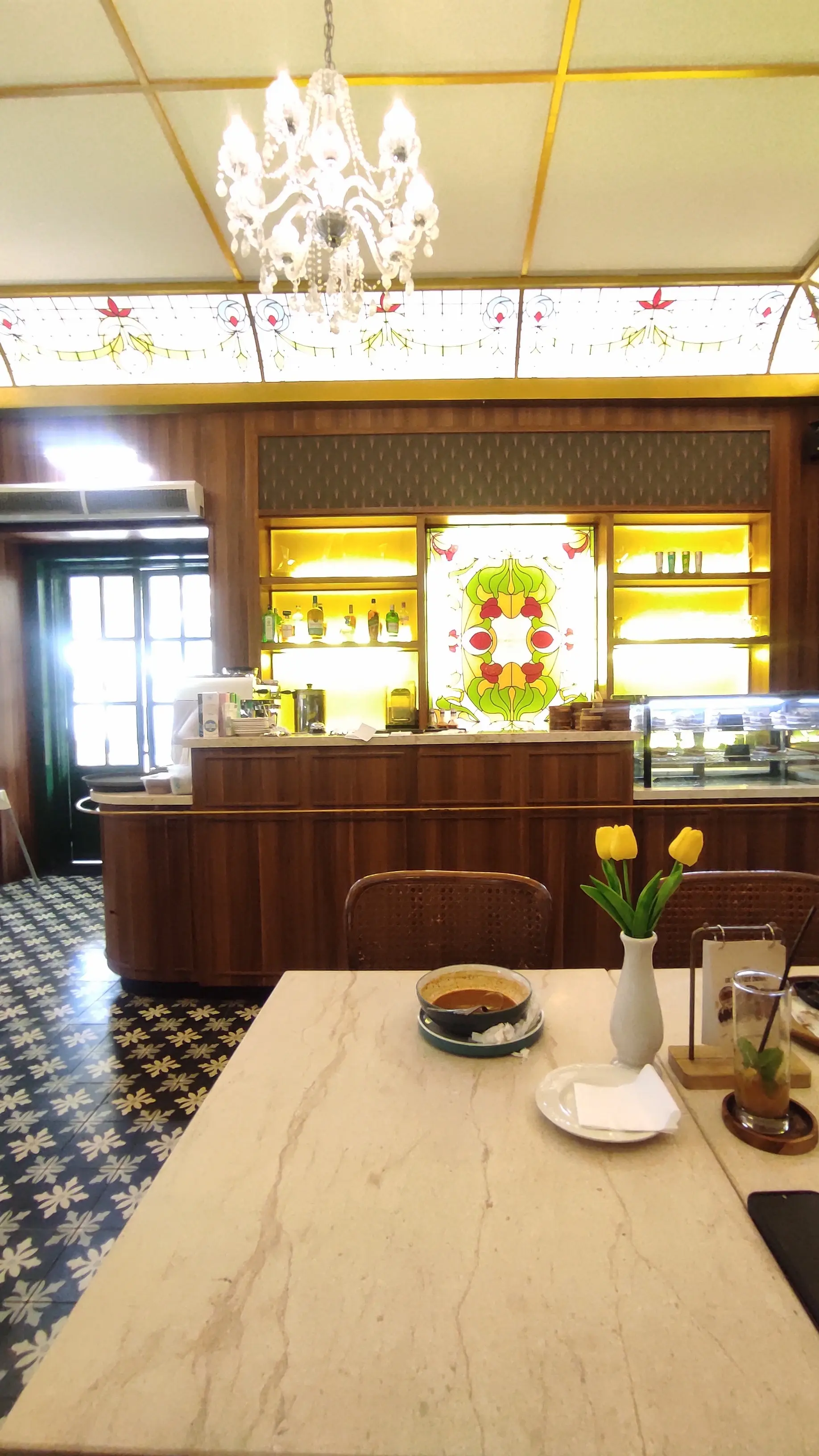 Spot foto paling Anjay di Medan? Tapi apa cantiknya Garden Deli bisa nebus makanan & servisnya yang zonk? 5