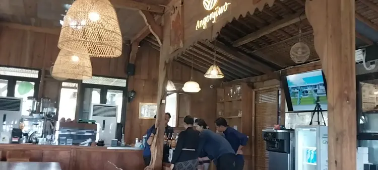 Angonjiwo Resto & Resort Bawen 9