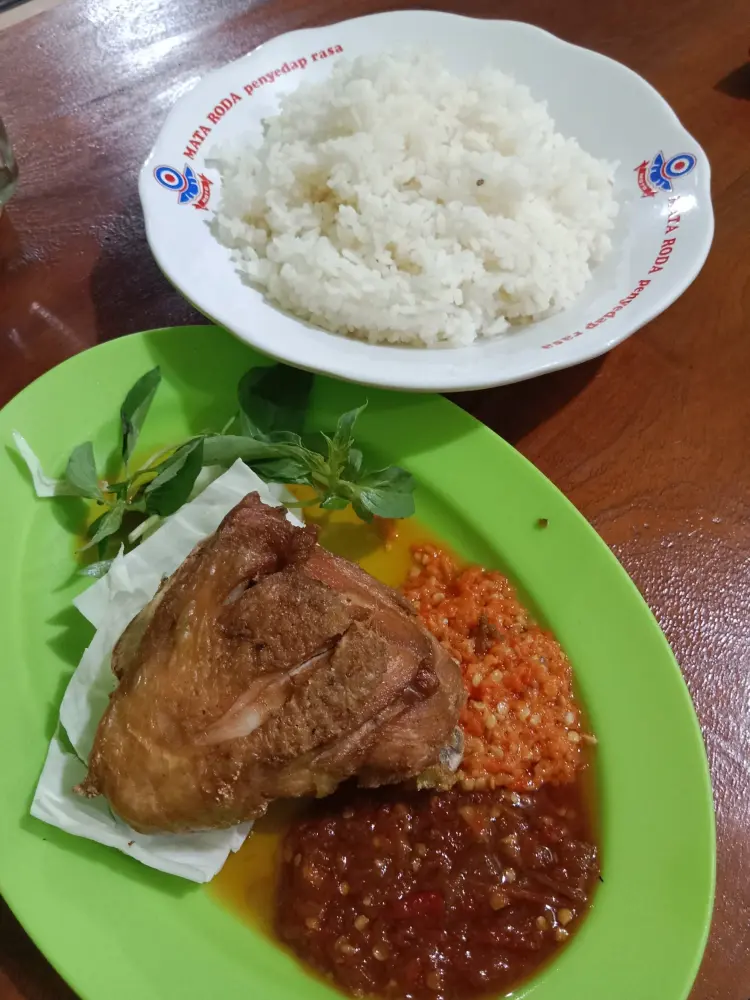 Pecel lele mbak Rina 8