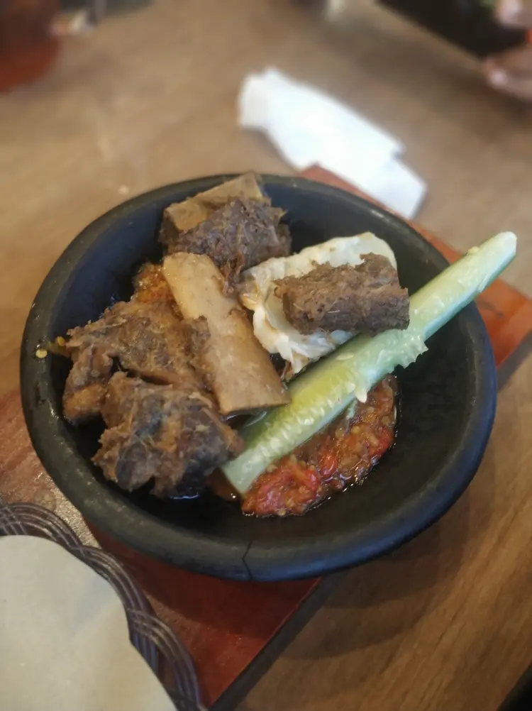 Sambal Bakar Indonesia, Pesanggrahan 3