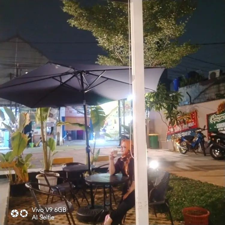 Cafe Teras 17 Bintaro 2